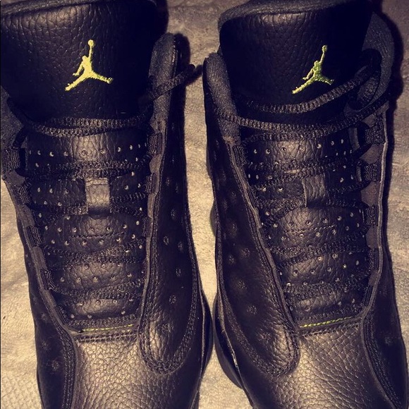 Air Jordan’s 13 Retro BG - Picture 2 of 5